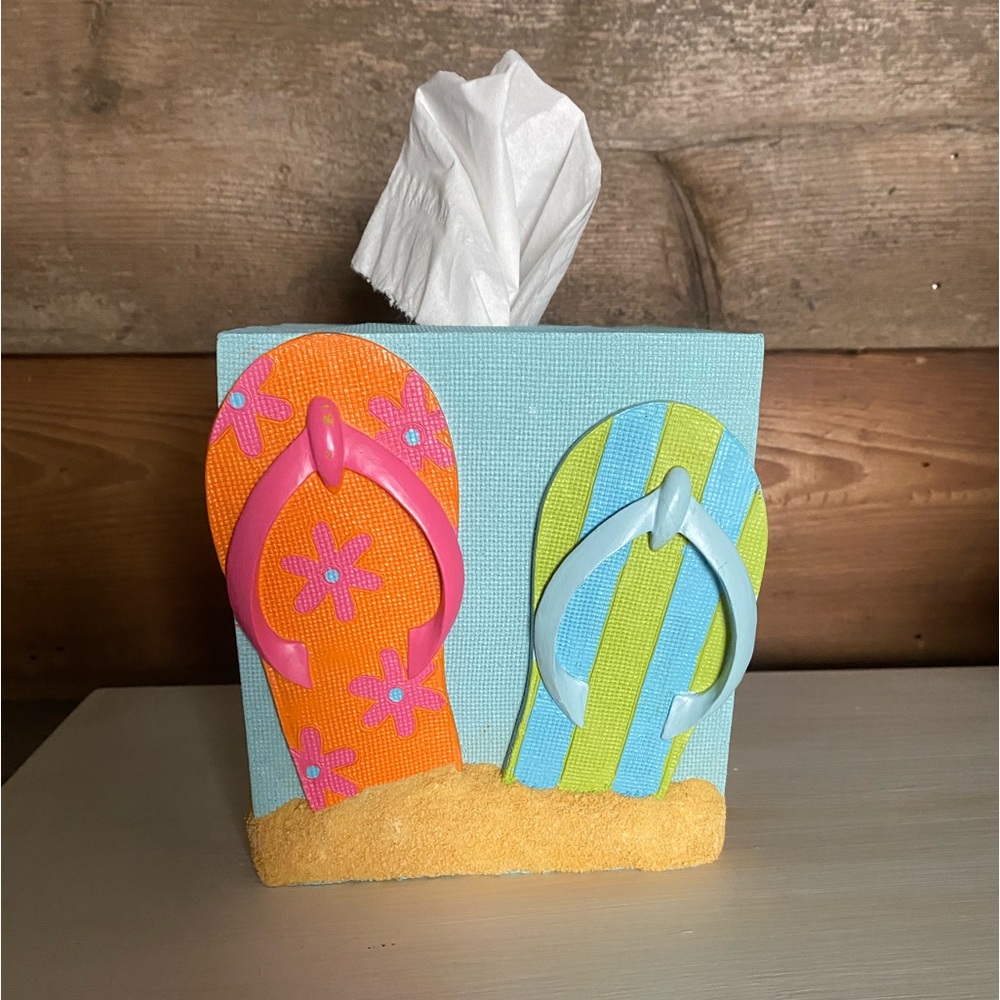 Miami Beach Tissue Box Dispenser / Cover